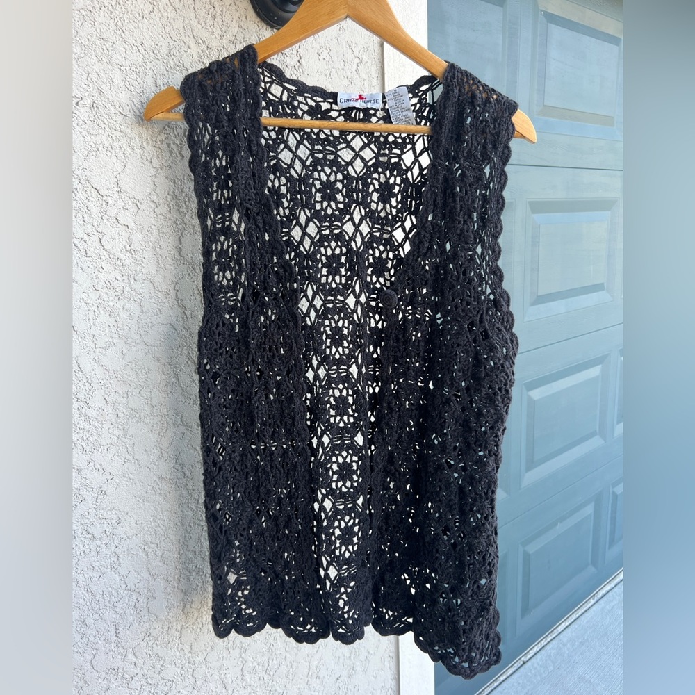 Vintage 80s Crazy Horse Gray Black Boho Hippie Crochet Vest Size Small Ramie